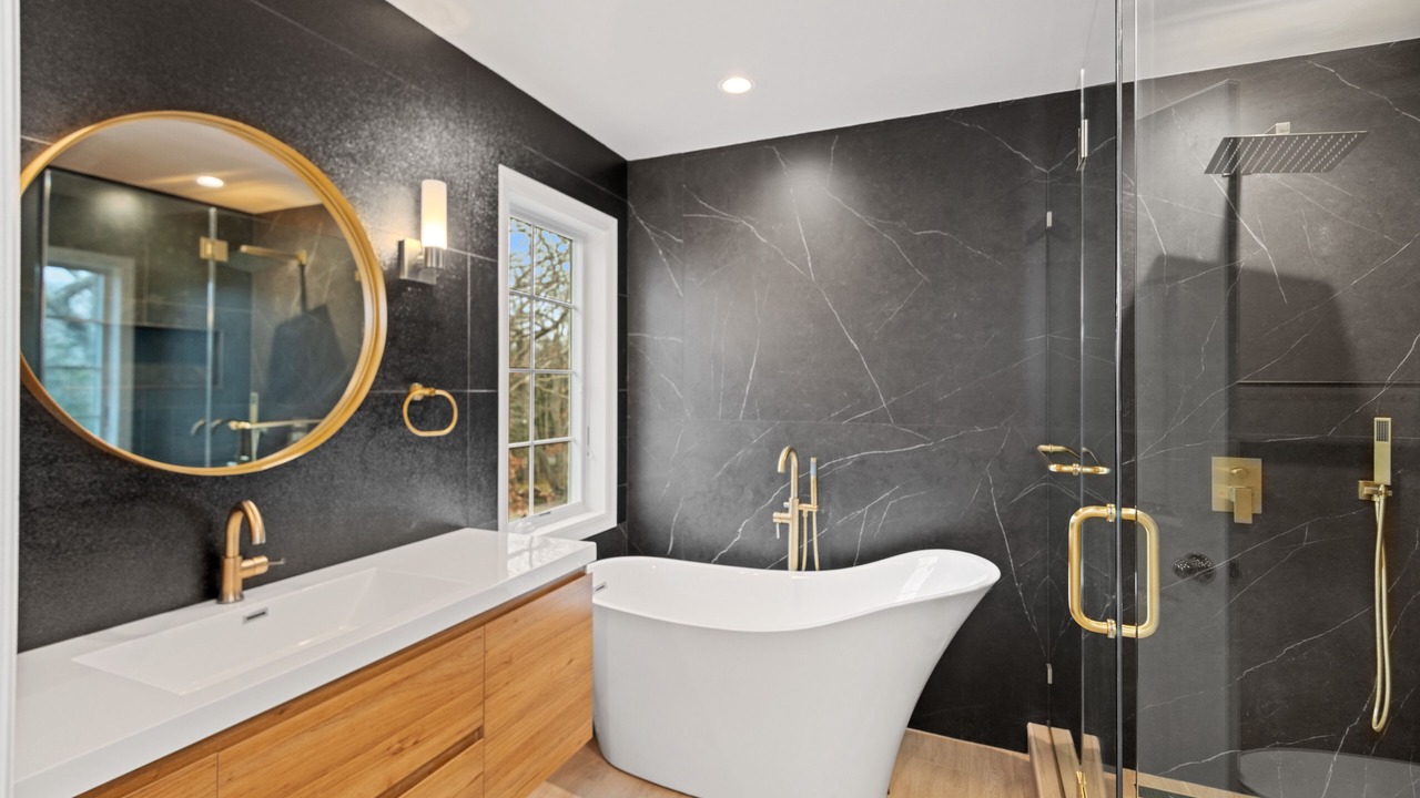 Photo of Bathroom in Westhampton