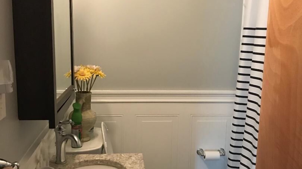Photo of Bathroom in Shinnecock Hills
