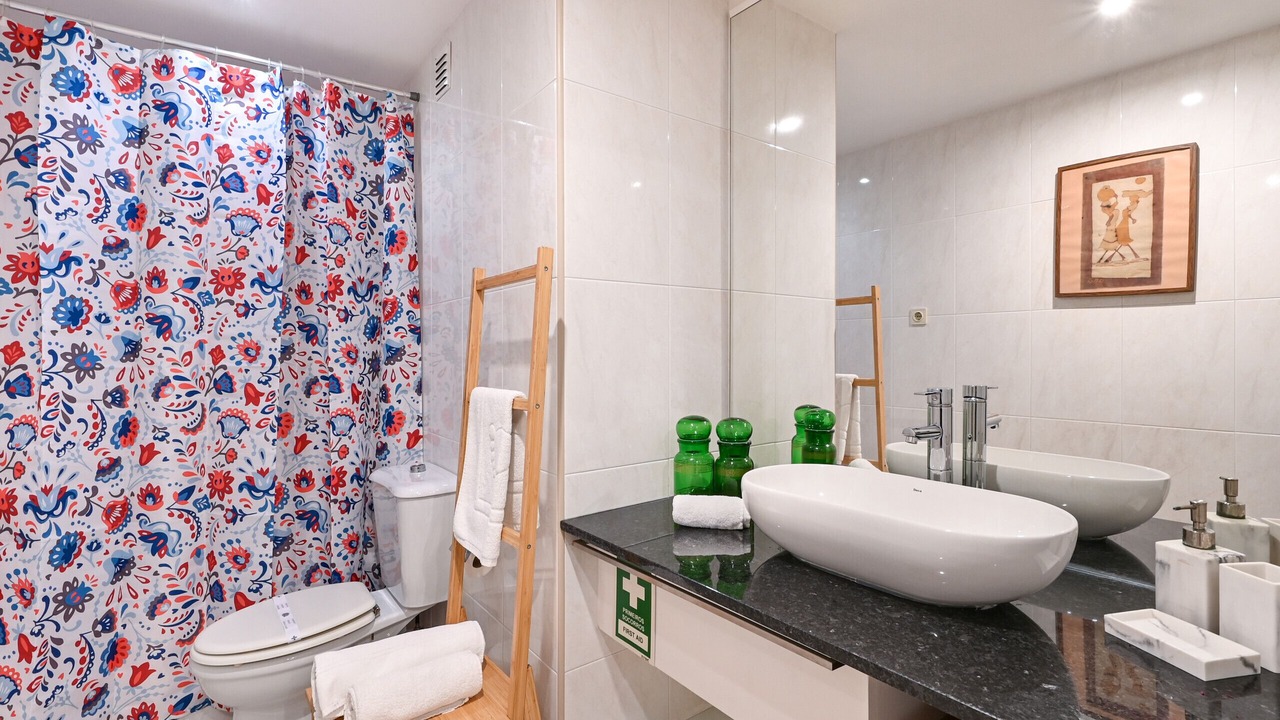 Photo of Bathroom in Braga