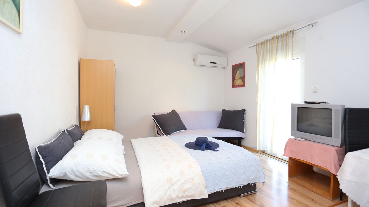 Photo of Bedroom in Podstrana