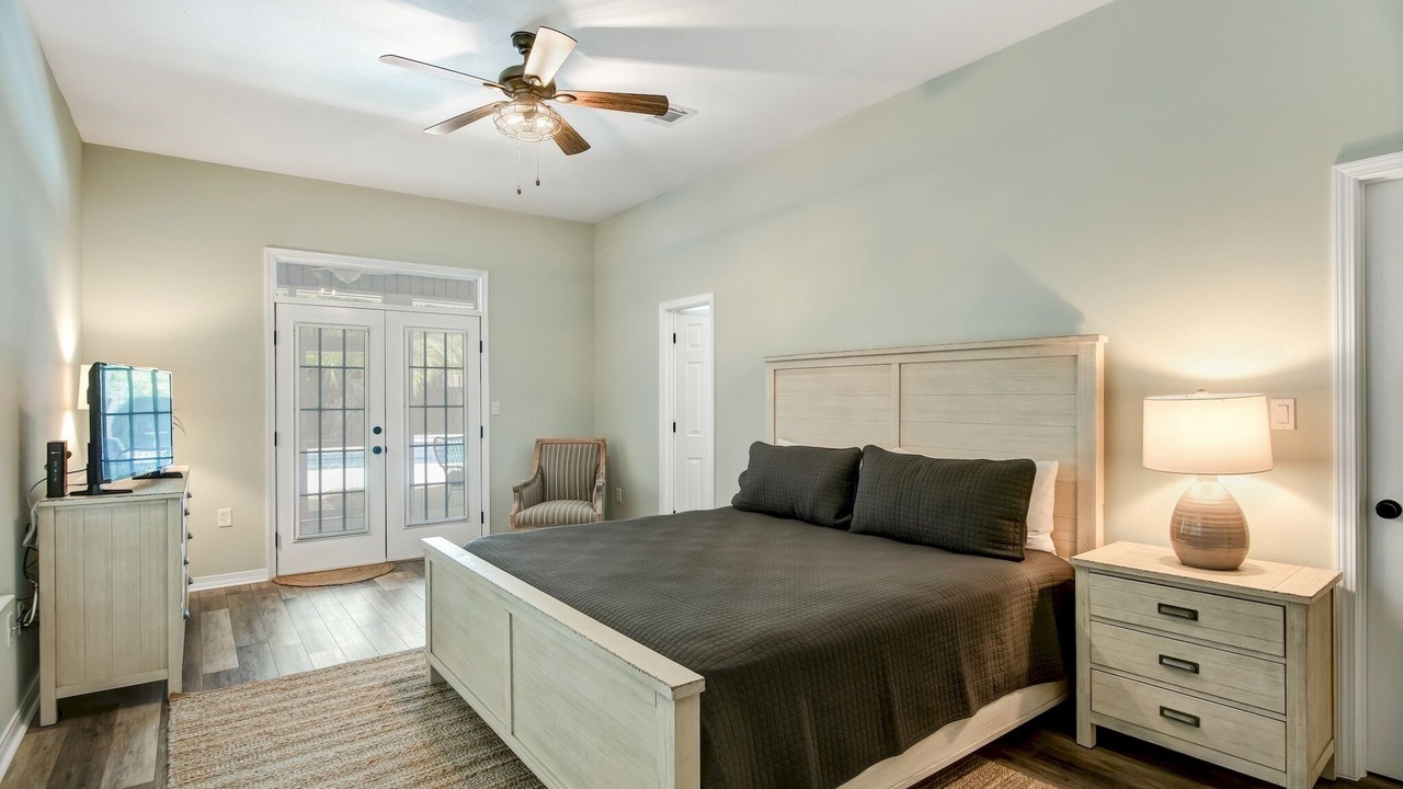 Photo of Bedroom in Sugarwood Beach