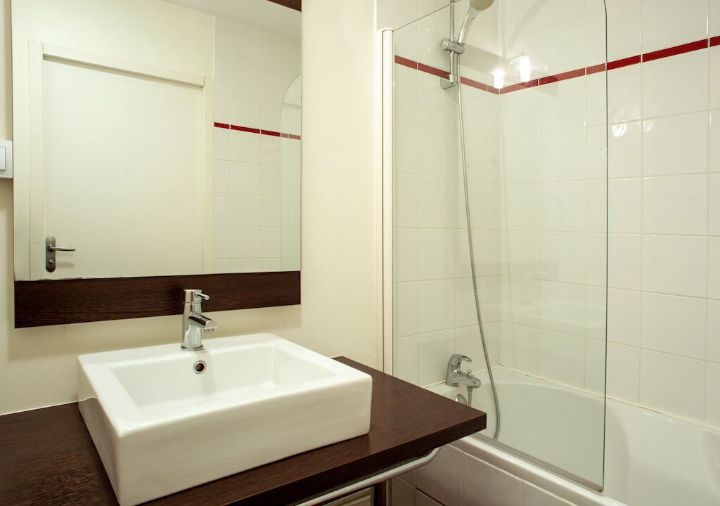 Photo of Bathroom in Dinan