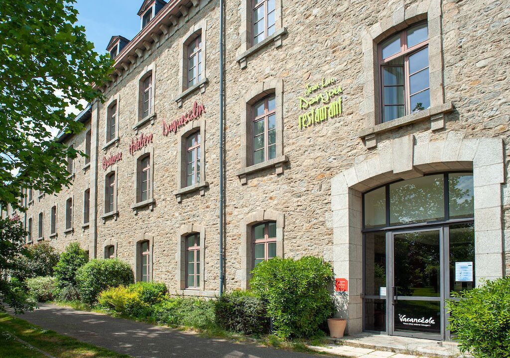 Photo of Others in Dinan