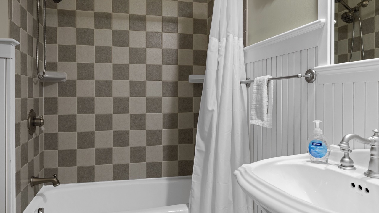 Photo of Bathroom in Warrensburg