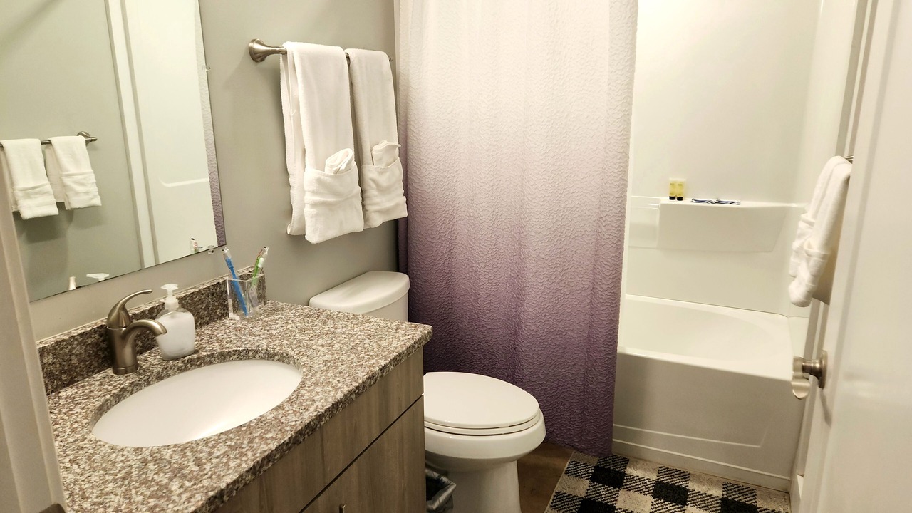 Photo of Bathroom in Monroe Ward