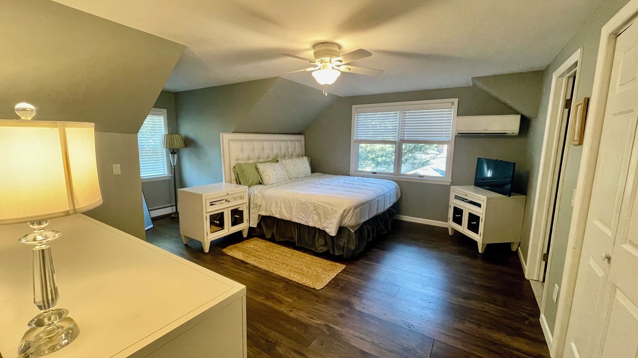 Photo of Bedroom in Southold
