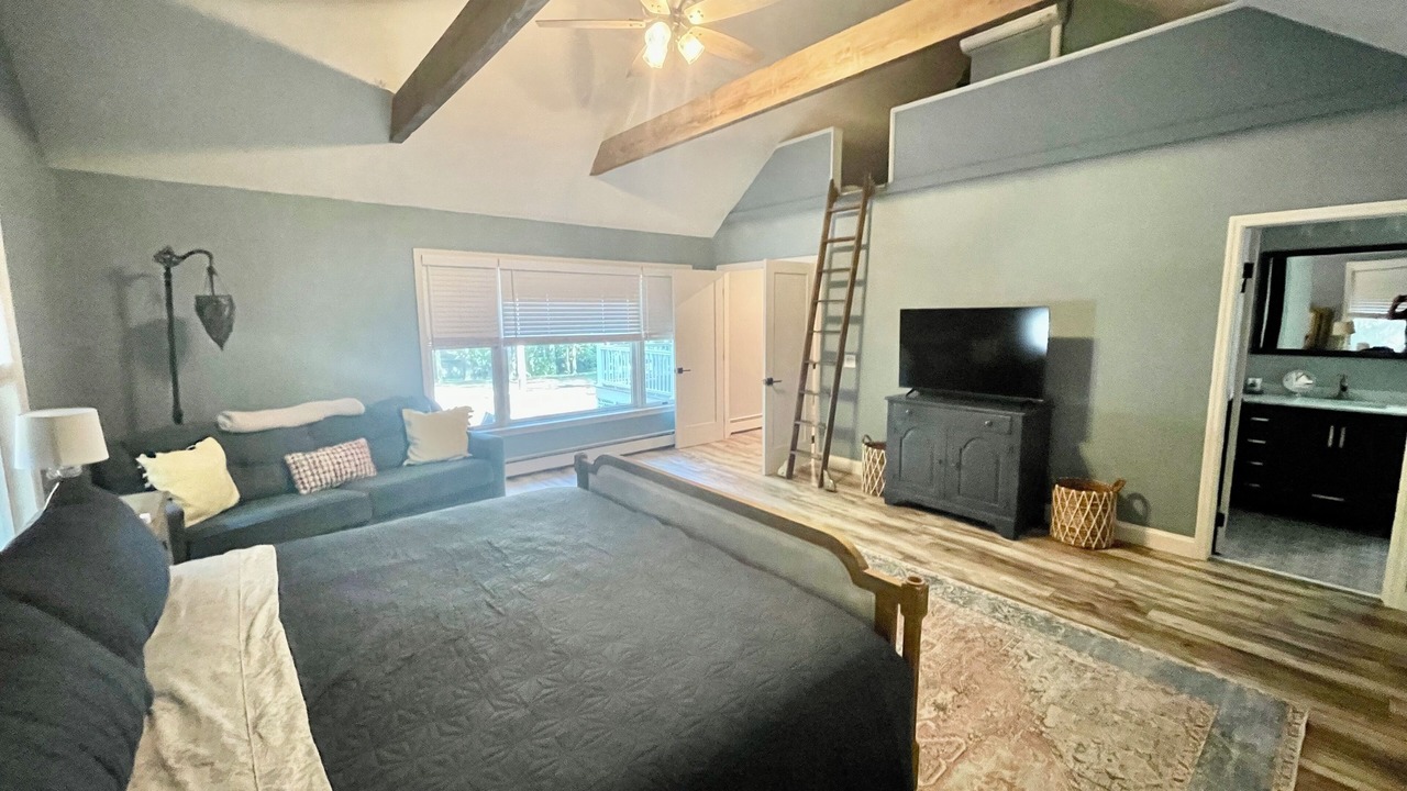 Photo of Bedroom in Southold