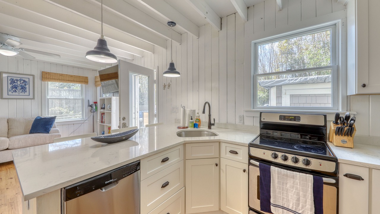 Photo of Kitchen in Ocean Bay Park