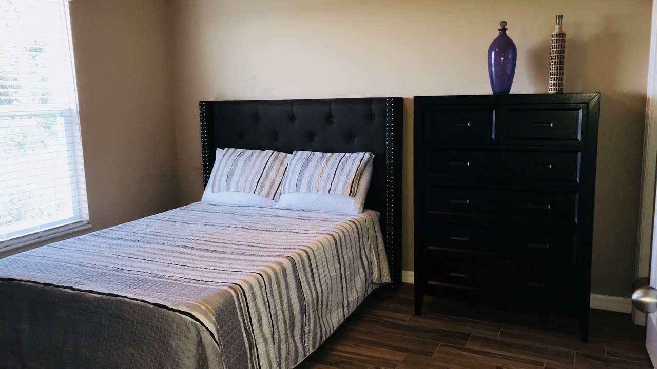 Photo of Bedroom in Winter Haven