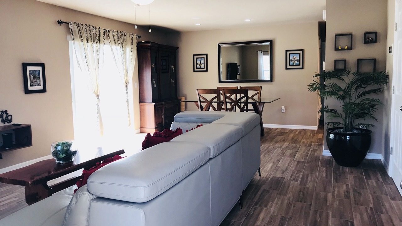 Photo of Livingroom in Winter Haven