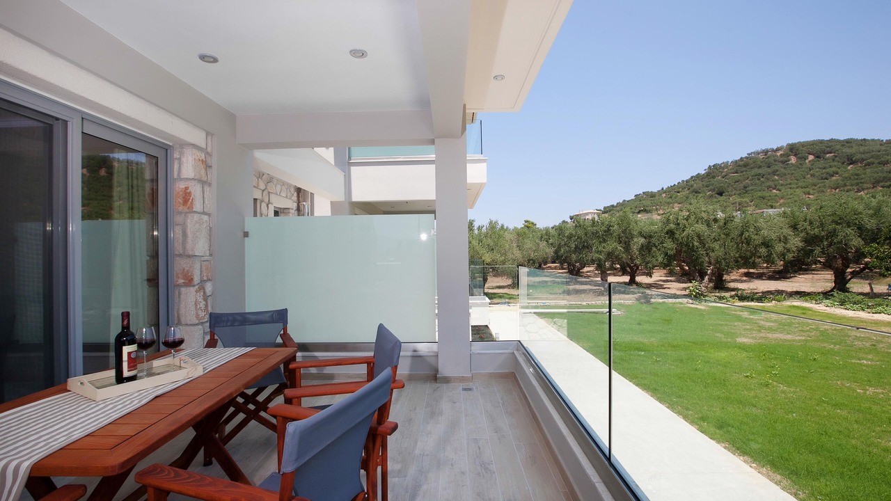 Photo of Outdoor in Alikanas