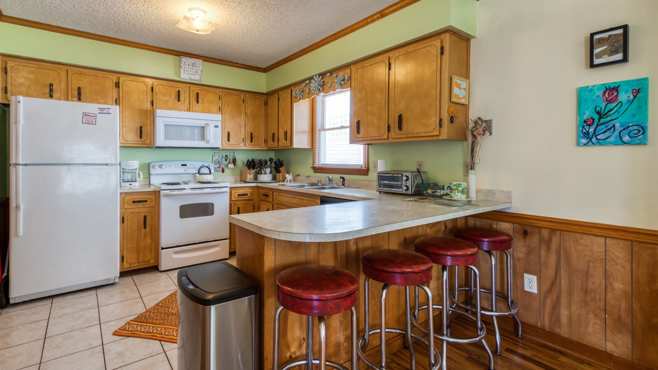 Photo of Kitchen in Caine Woods