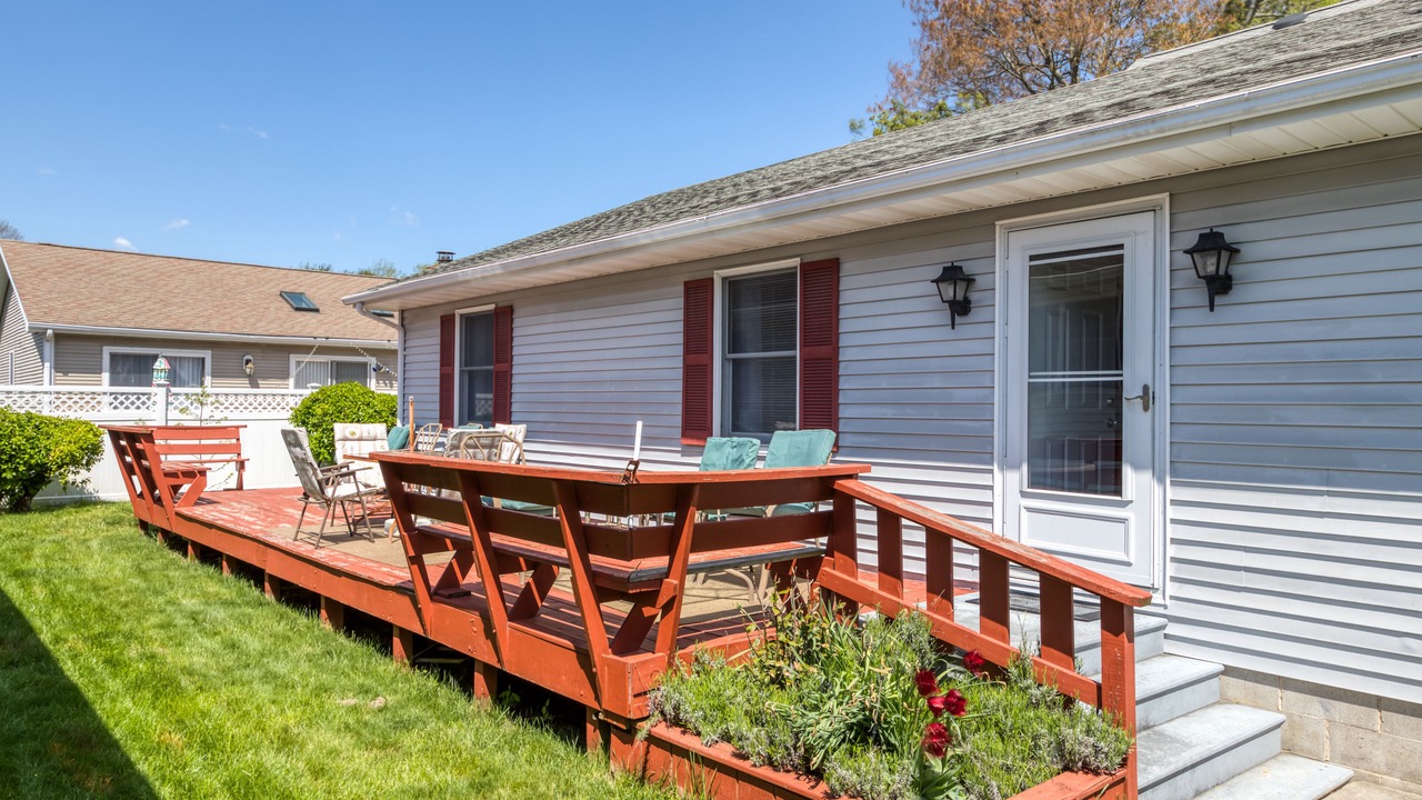 Photo of Patio Balcony in Caine Woods