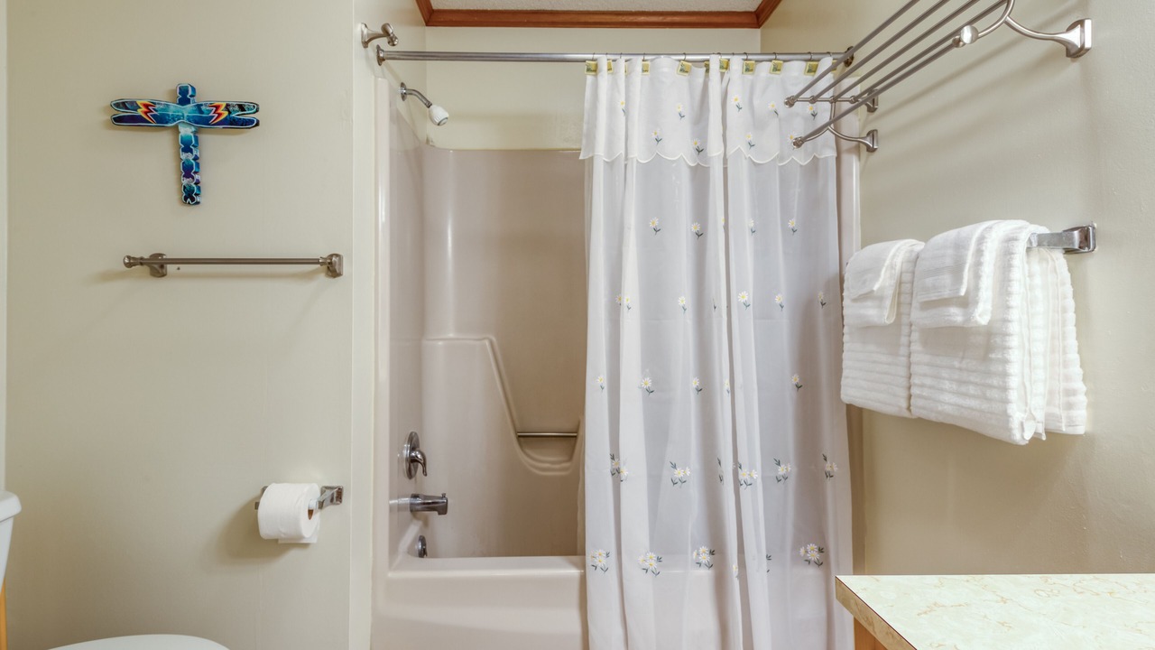 Photo of Bathroom in Caine Woods