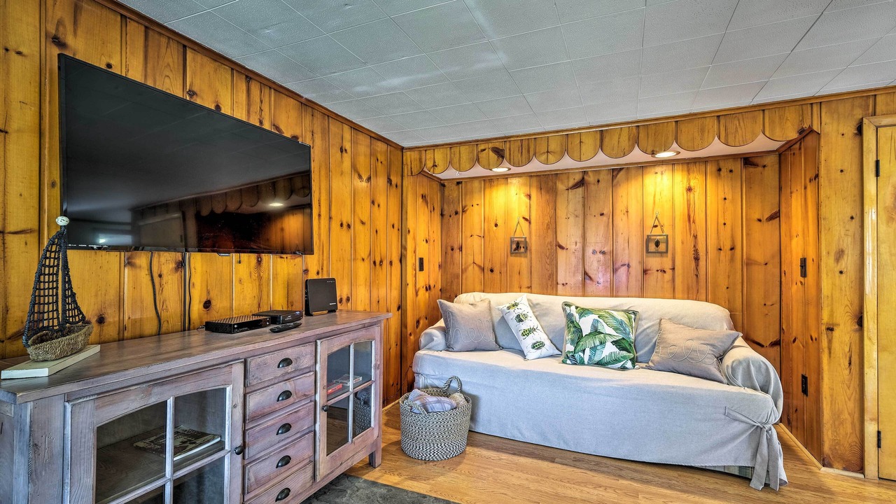 Photo of Livingroom in Hinsdale