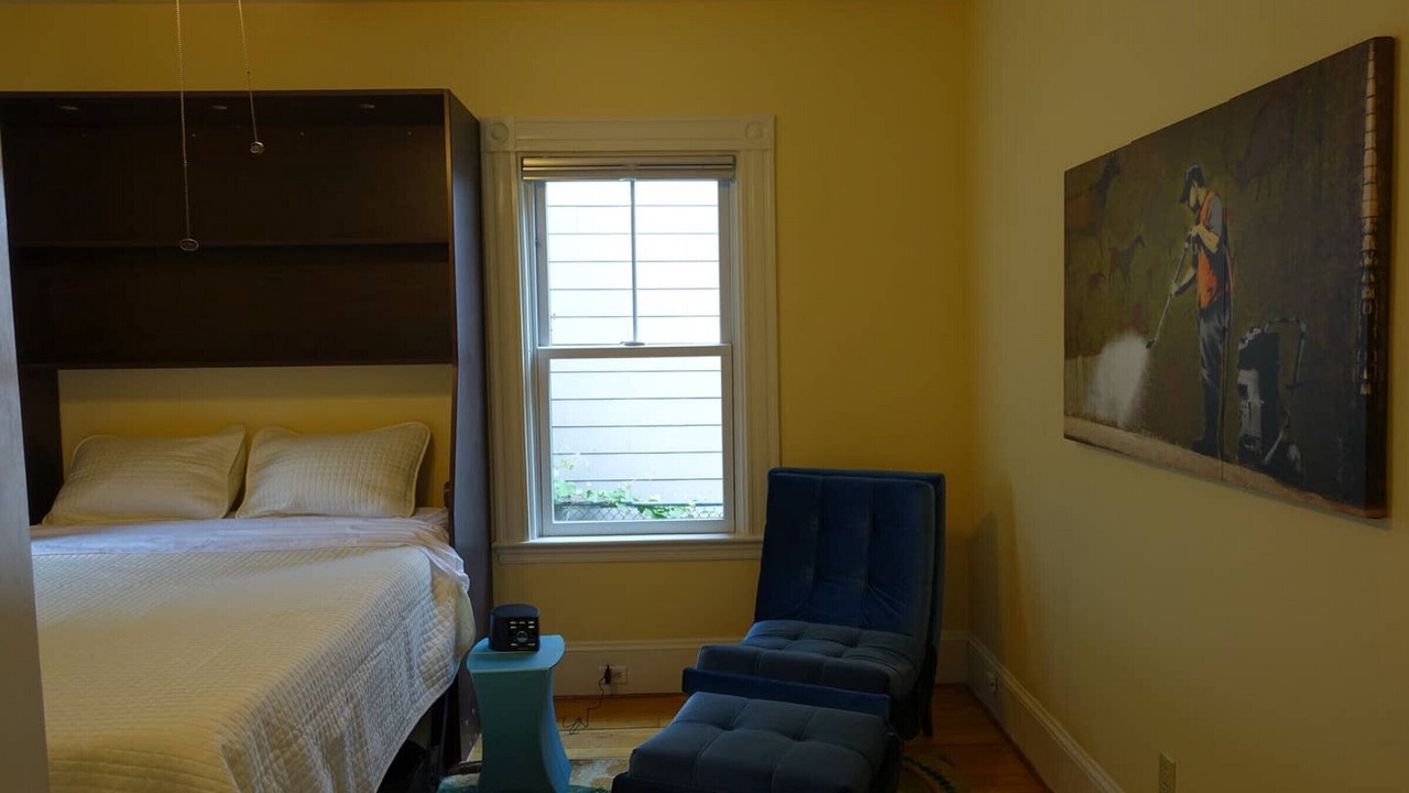 Photo of Bedroom in Neighborhood Nine