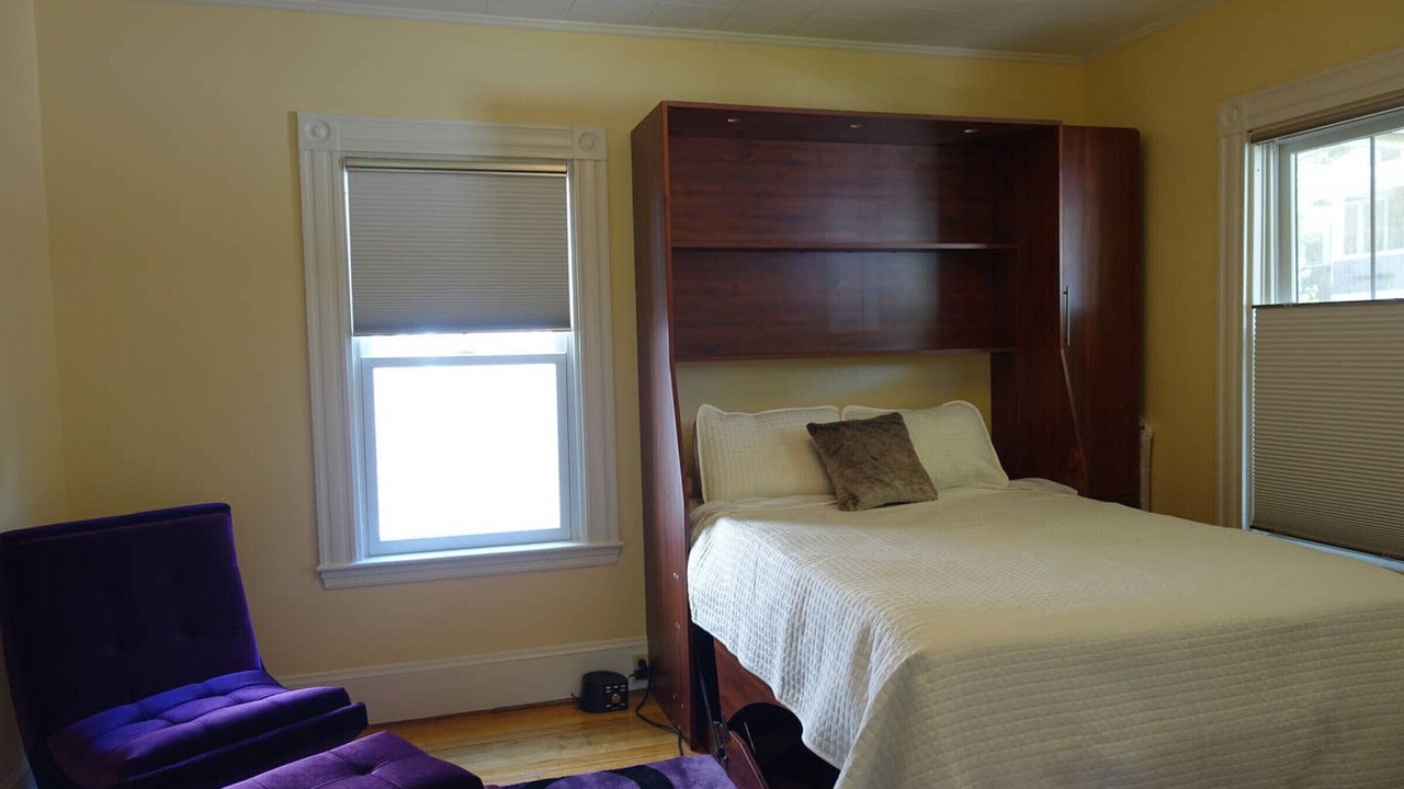 Photo of Bedroom in Neighborhood Nine