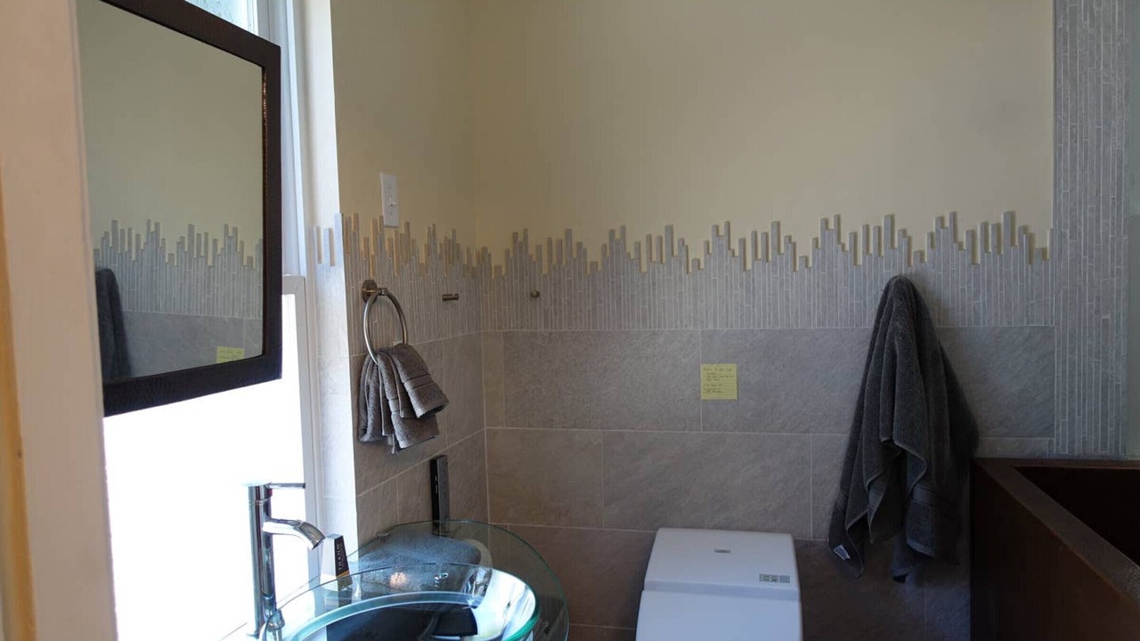 Photo of Bathroom in Neighborhood Nine