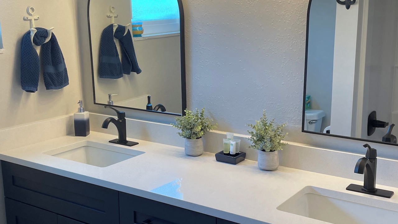 Photo of Bathroom in Apollo Beach