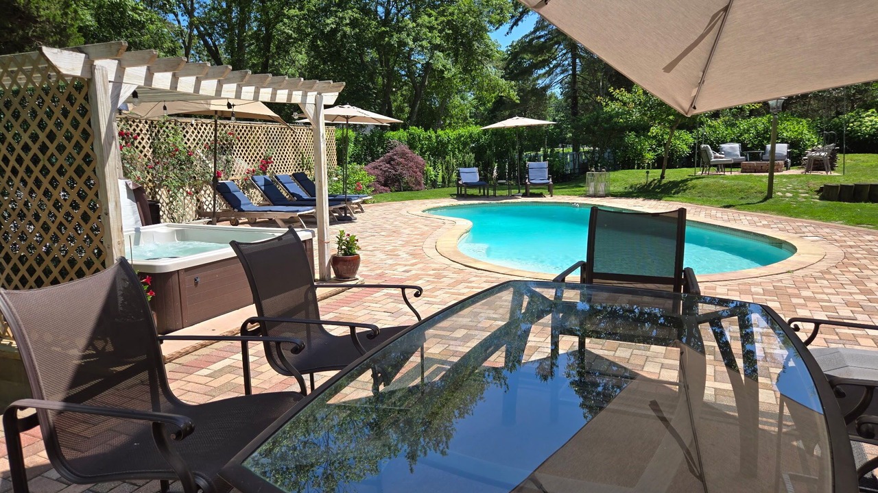 Photo of Outdoor in Hampton Bays
