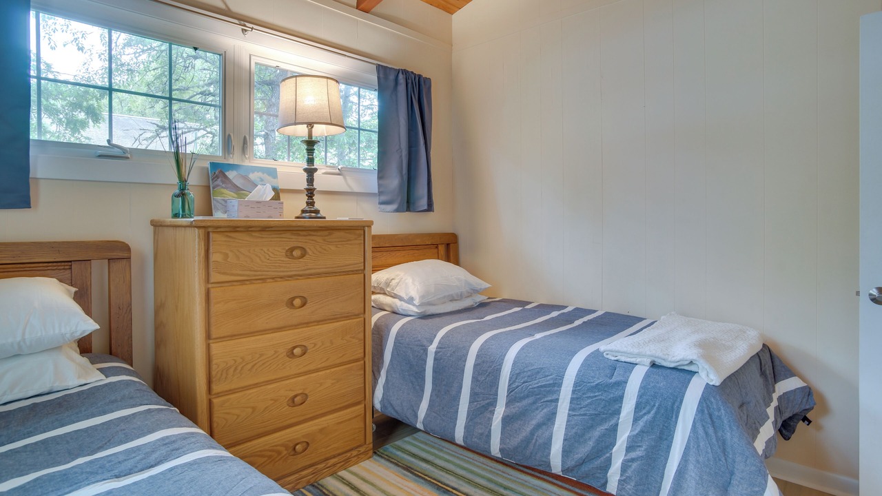 Photo of Bedroom in Silver Beach