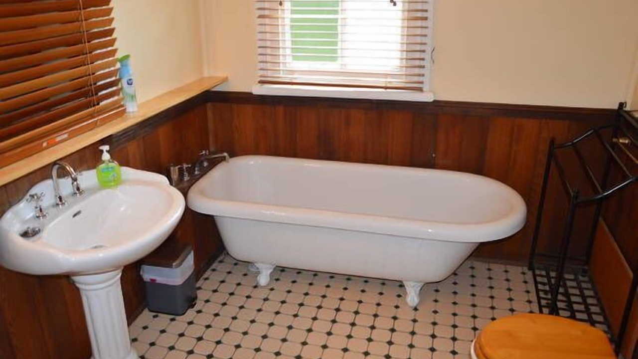 Photo of Bathroom in Katoomba