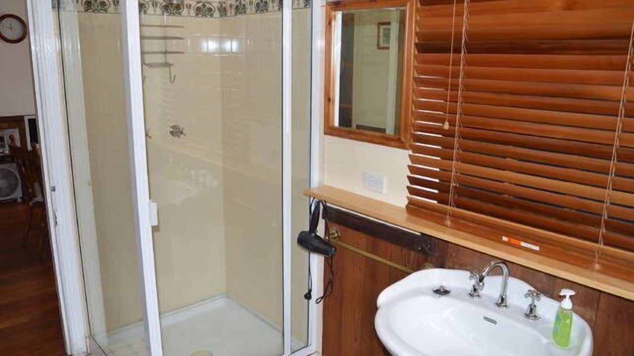 Photo of Bathroom in Katoomba