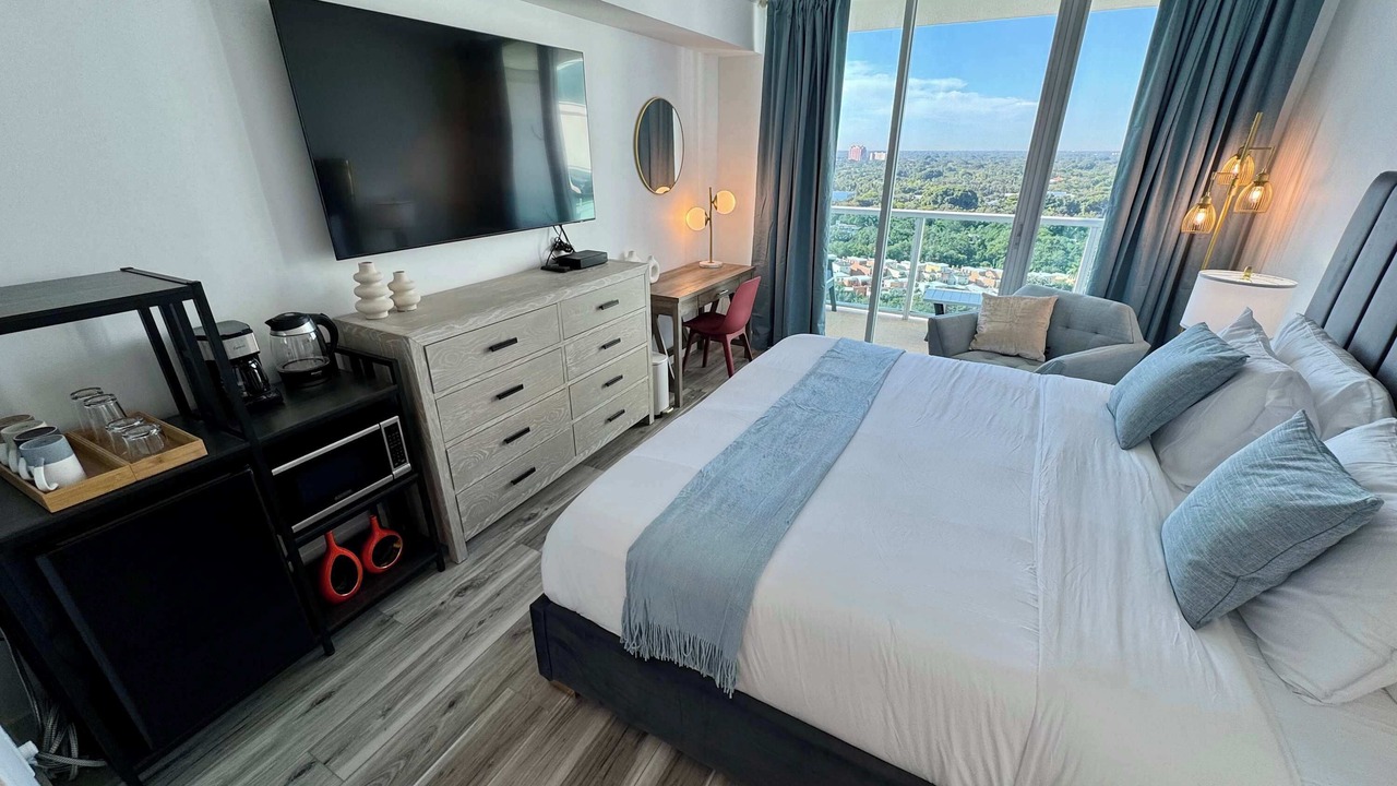 Photo of Bedroom in Coconut Grove