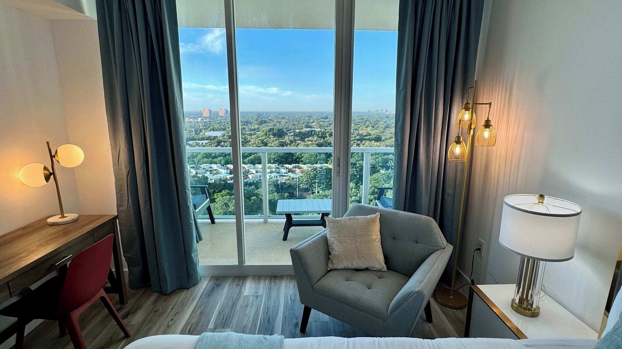 Photo of Bedroom in Coconut Grove