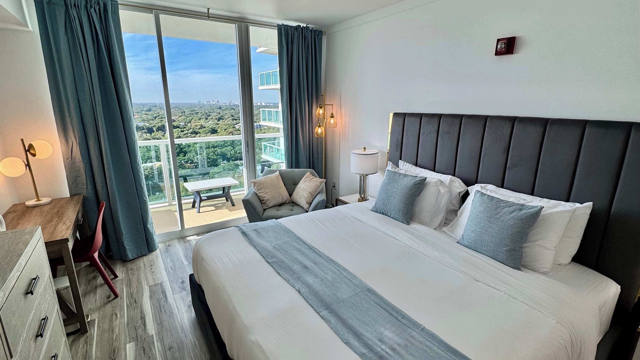 Photo of Bedroom in Coconut Grove