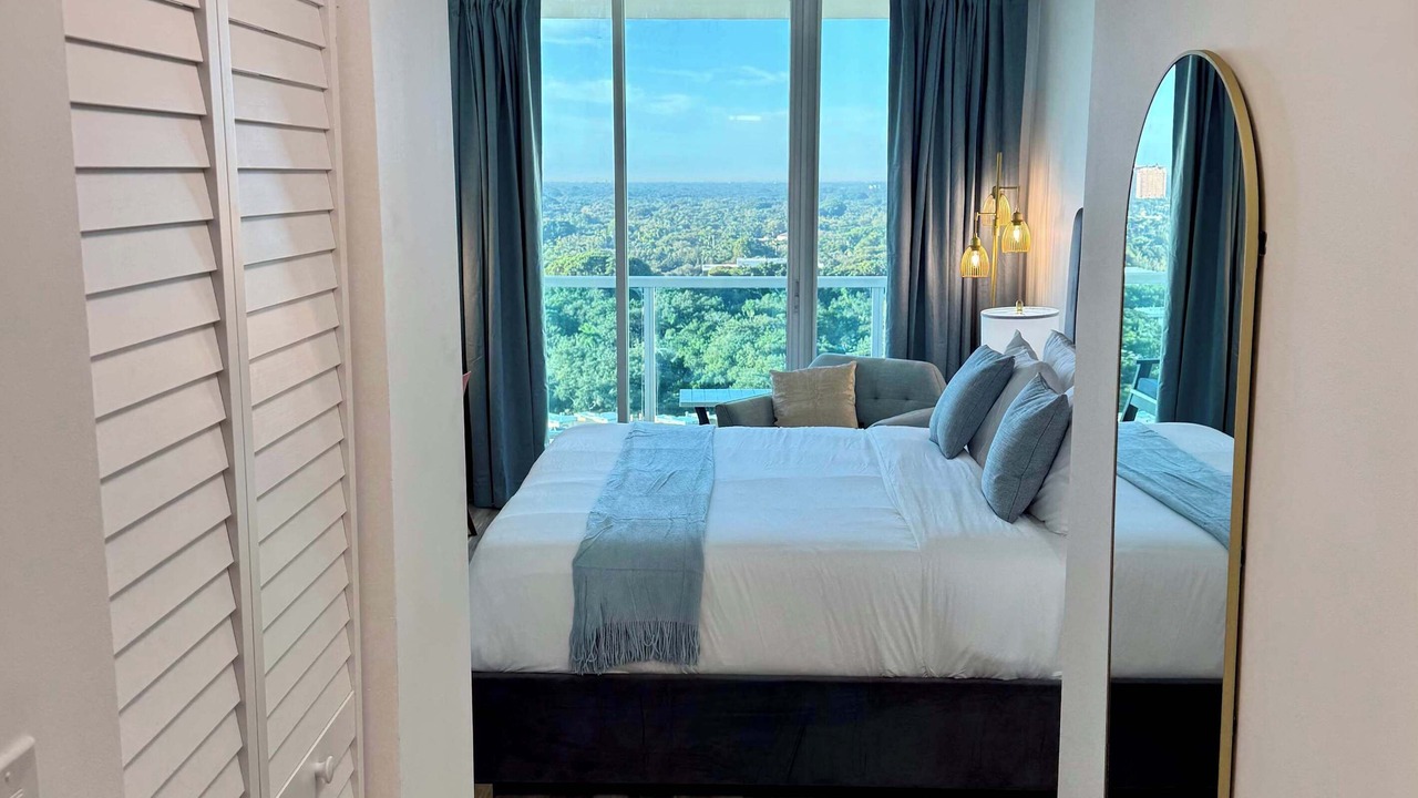 Photo of Bedroom in Coconut Grove