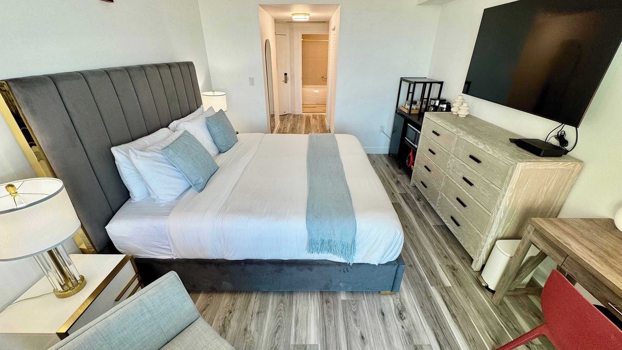 Photo of Bedroom in Coconut Grove