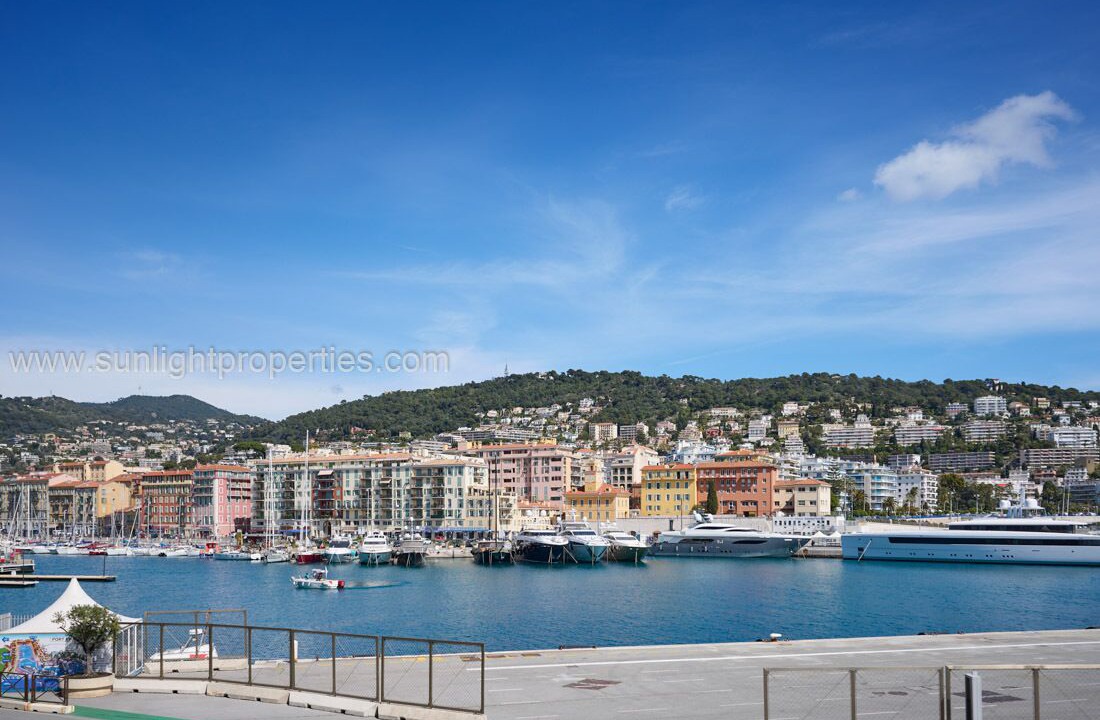 Photo of Others in Quartier du Port