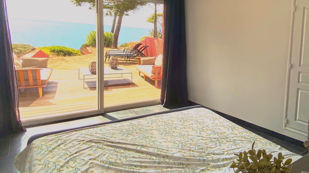 Photo of Bedroom in Six-Fours-les-Plages