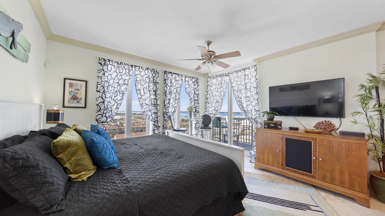 Photo of Bedroom in Navarre Beach