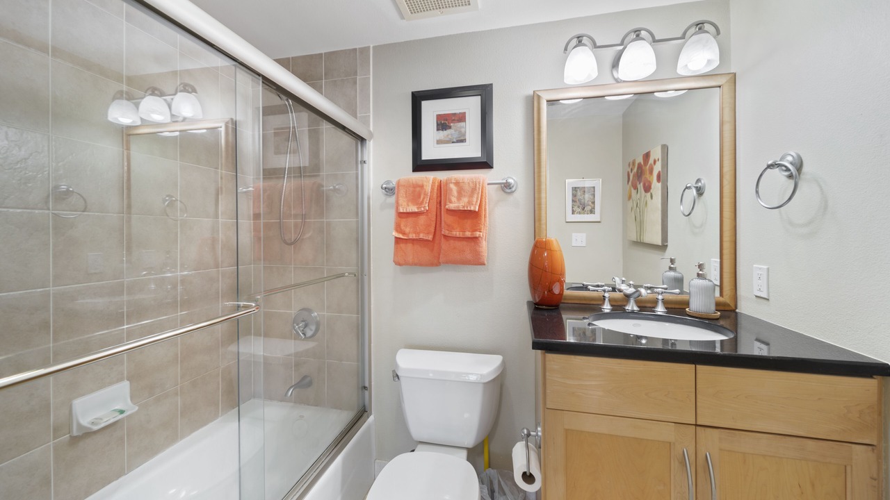 Photo of Bathroom in Navarre Beach