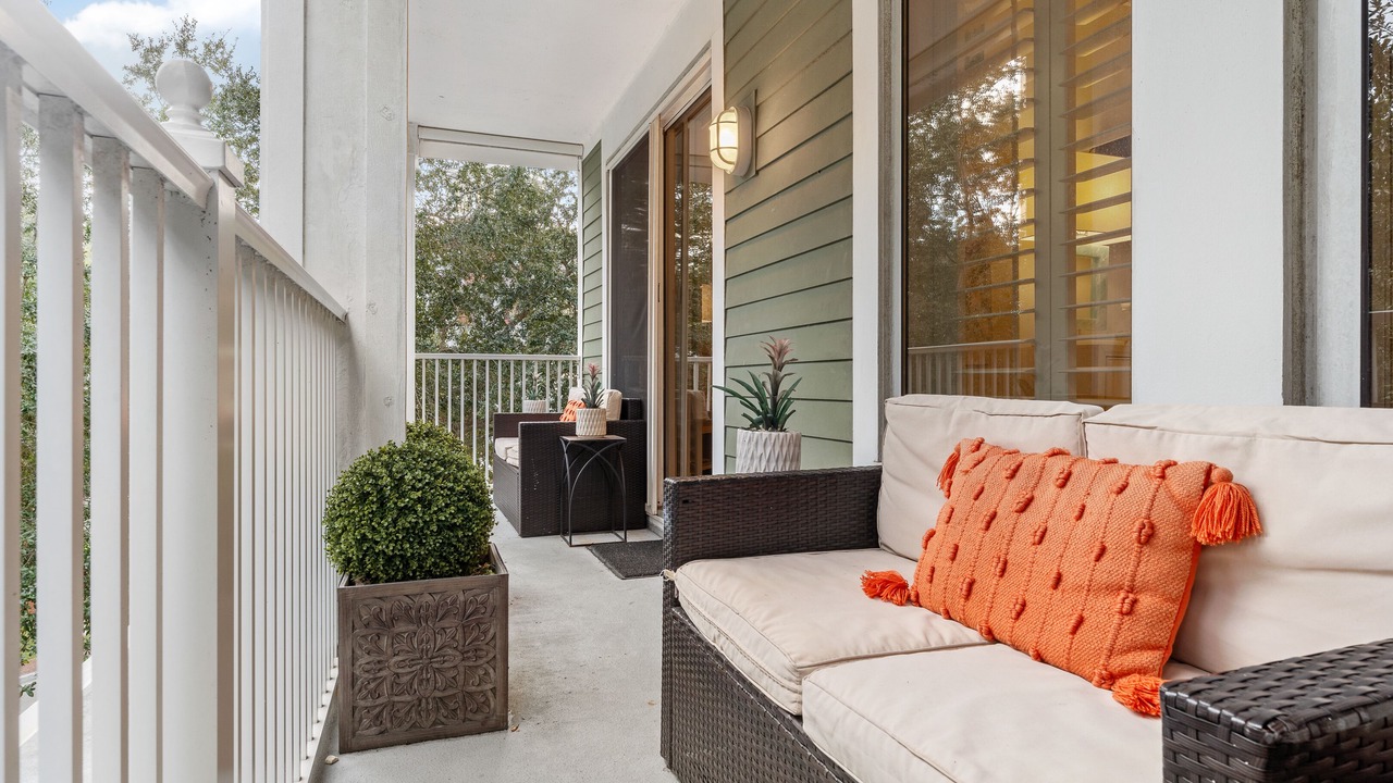 Photo of Patio Balcony in Baytowne Wharf