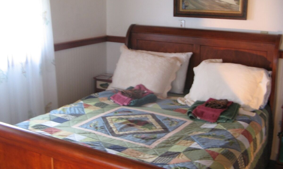 Photo of Bedroom in Mara Vista