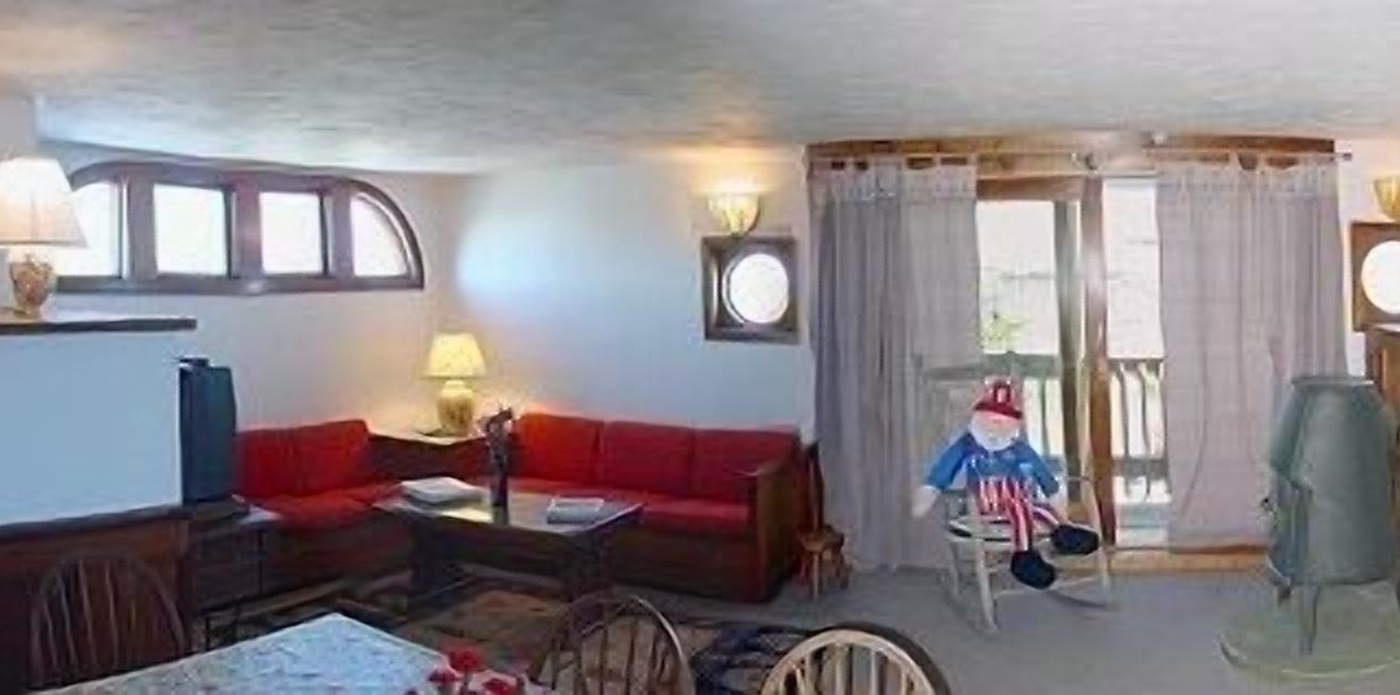 Photo of Bedroom in Mara Vista