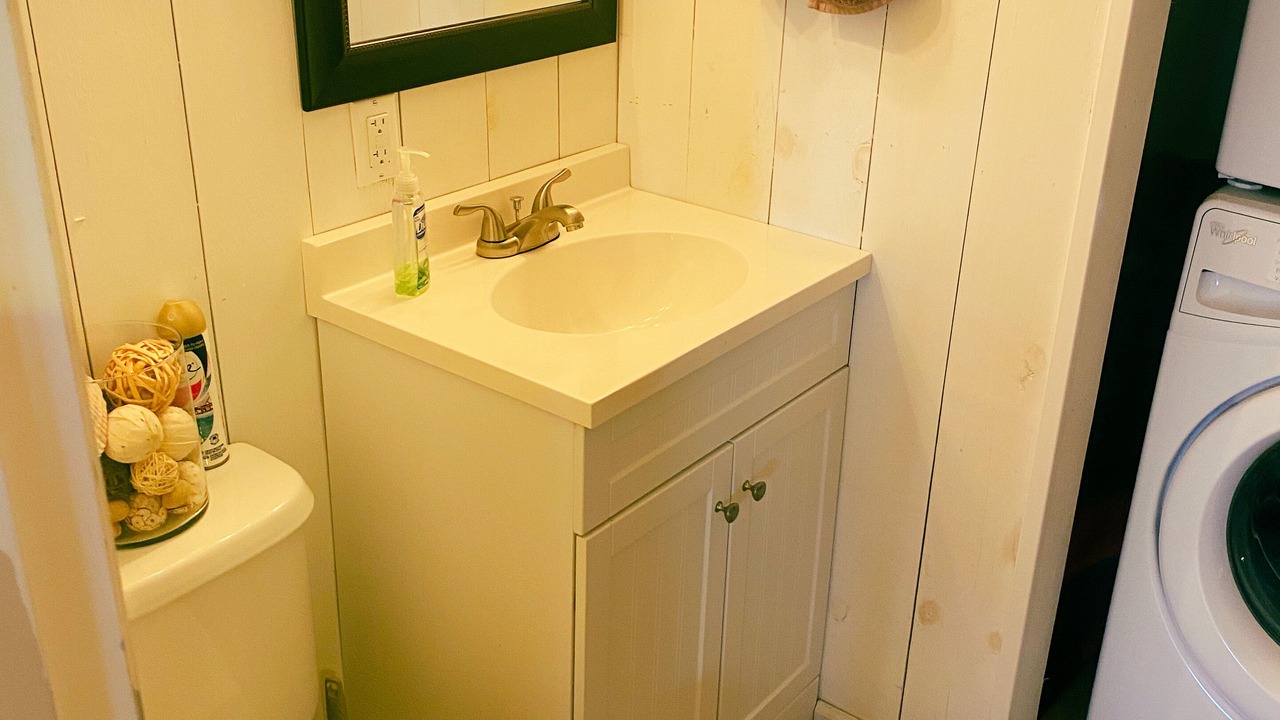 Photo of Bathroom in Alligator Point