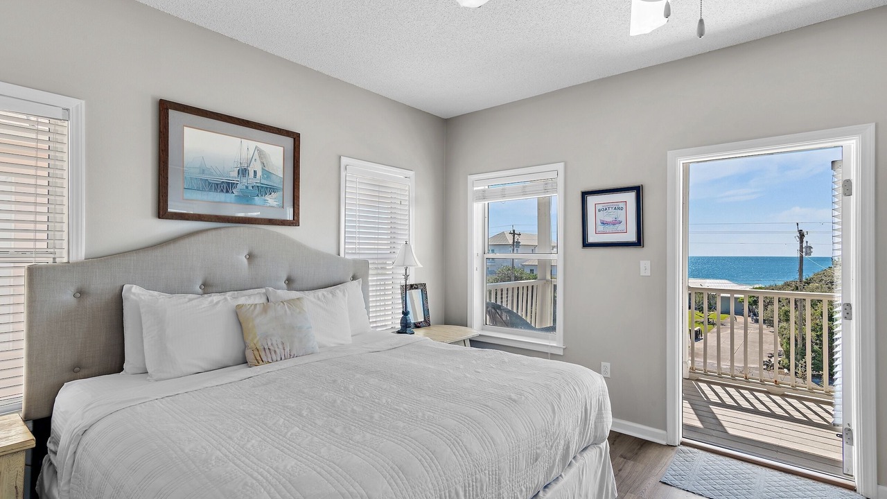 Photo of Bedroom in Seacrest