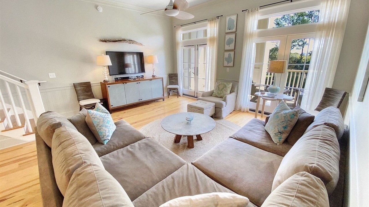 Photo of Bedroom in Beach District