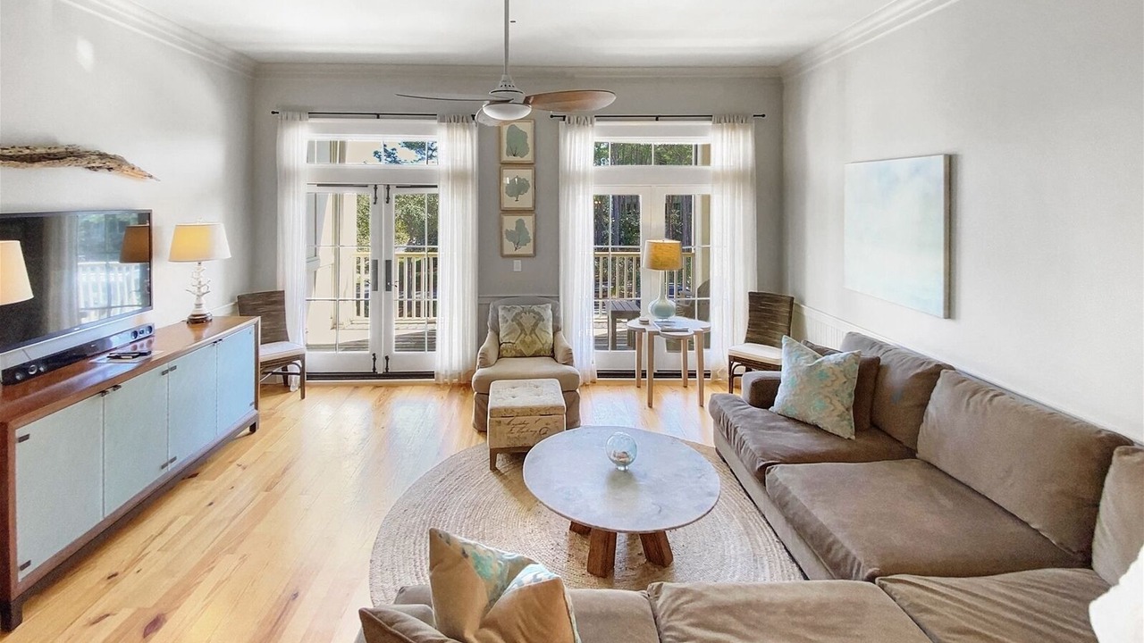Photo of Livingroom in Beach District