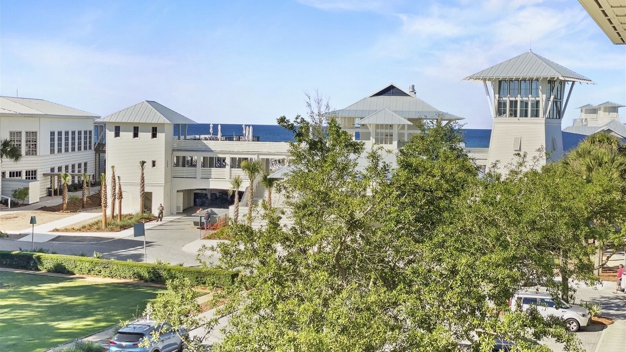 Photo of Patio Balcony in Beach District