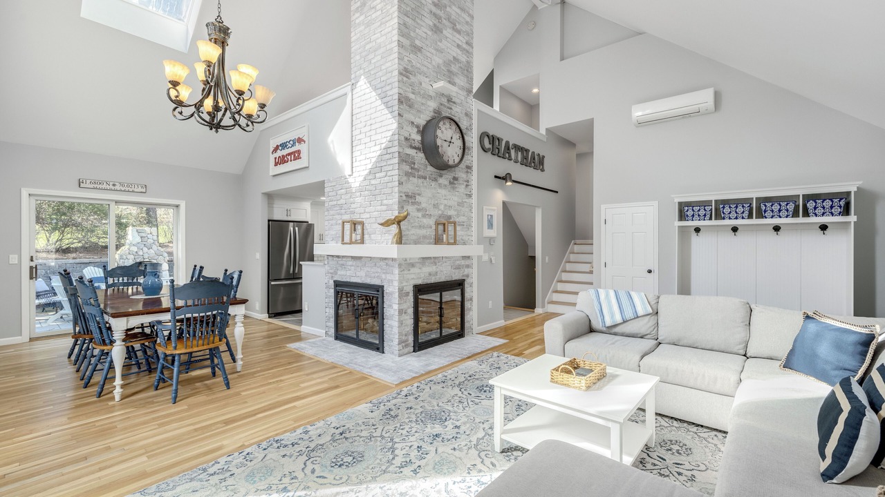 Photo of Livingroom in South Chatham