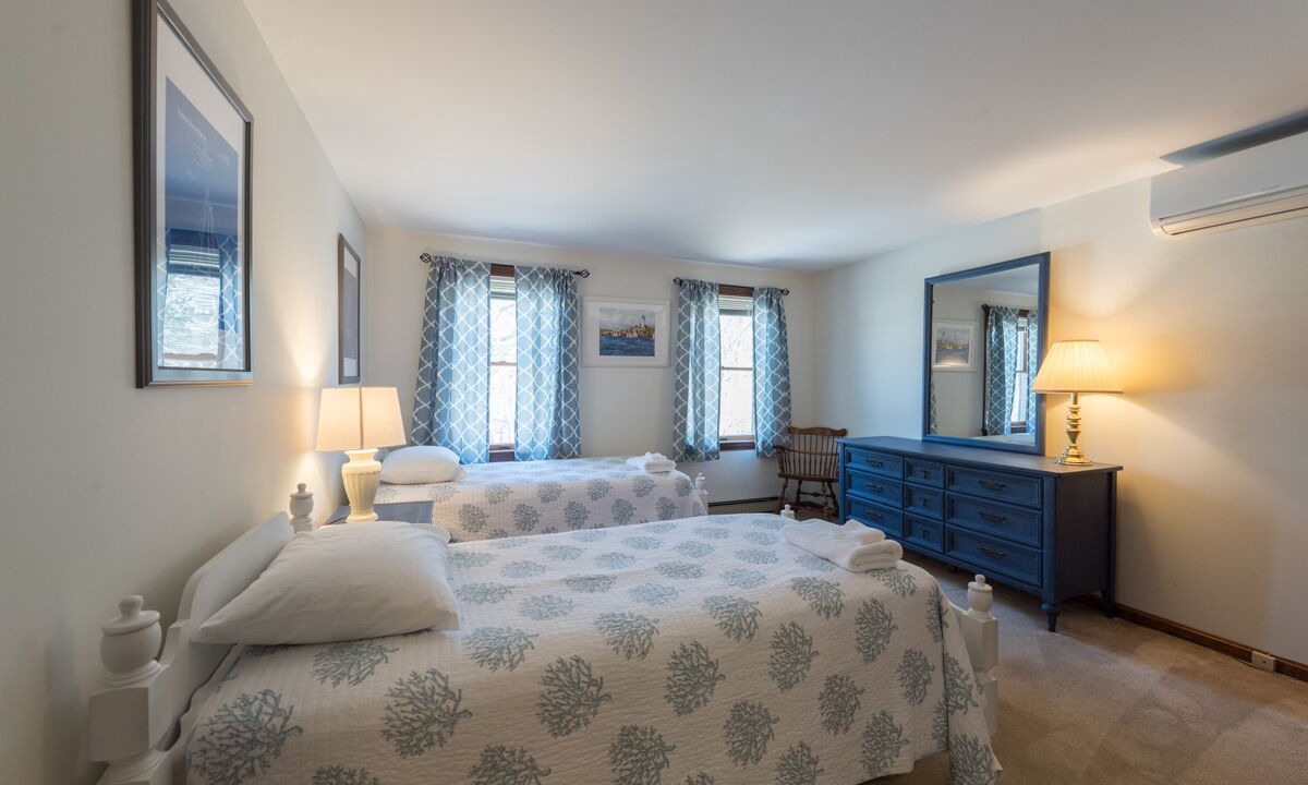 Photo of Bedroom in South Chatham