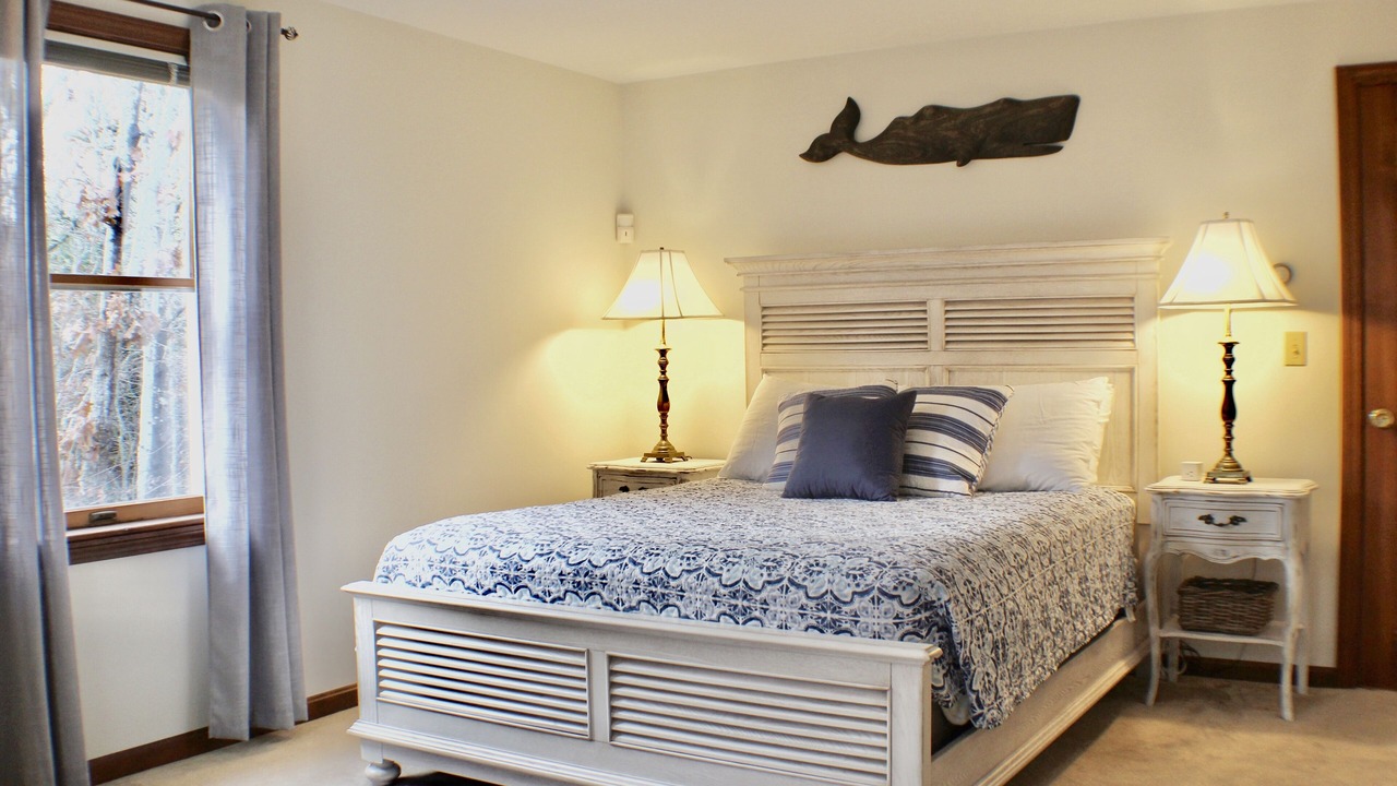 Photo of Bedroom in South Chatham