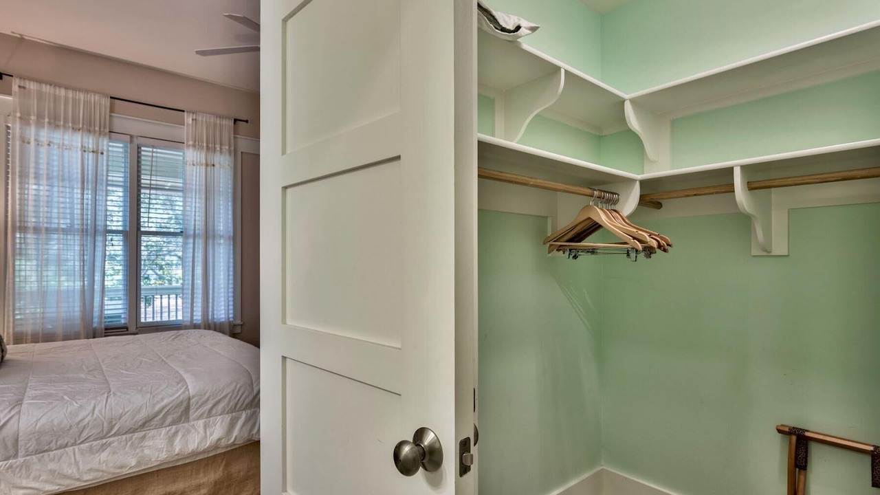 Photo of Bedroom in Cottage District
