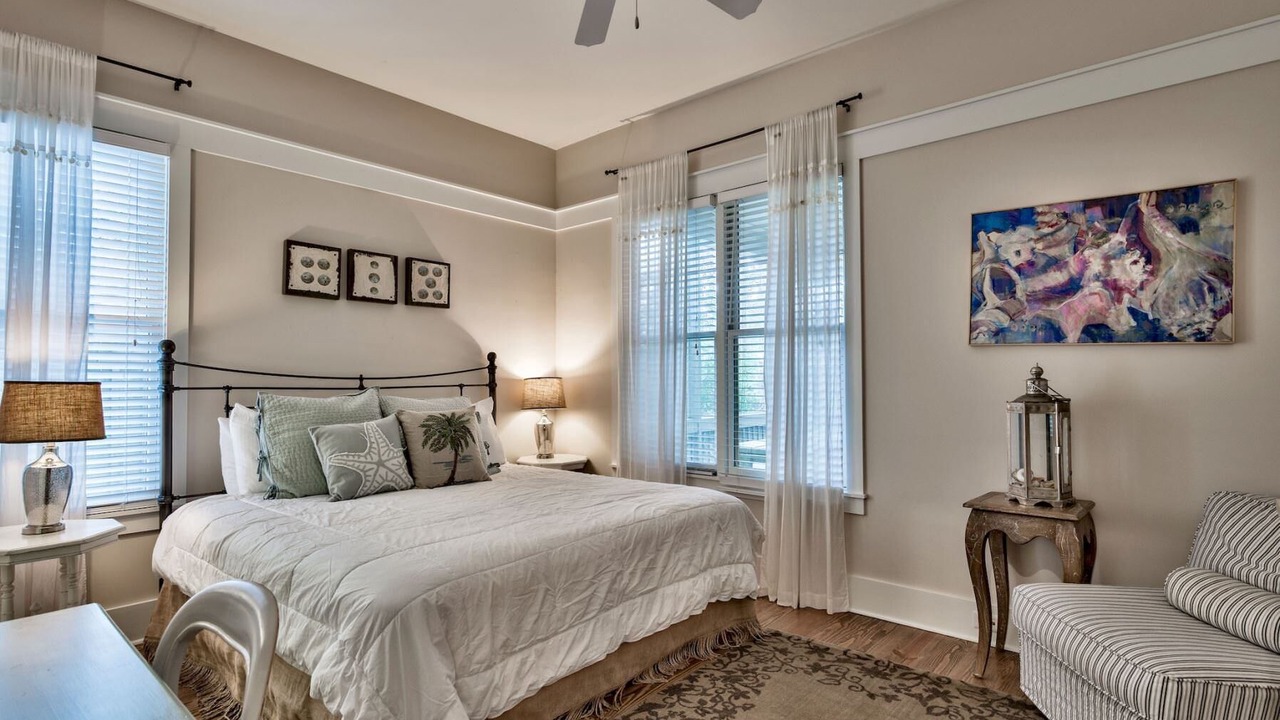 Photo of Bedroom in Cottage District