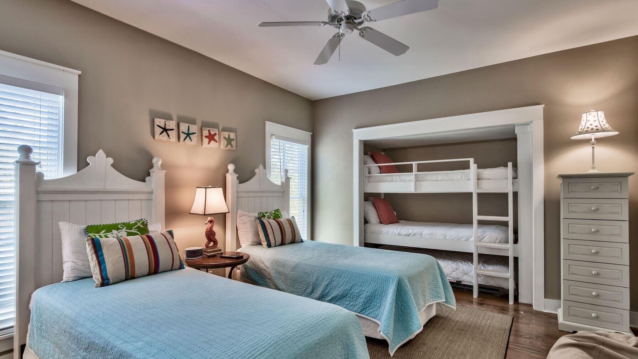 Photo of Bedroom in Cottage District